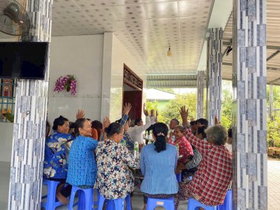 BNN về thăm vườn tại Ấp Phú Quới, xã Nhơn Phú, huyện Mang Thít, Vĩnh Long
